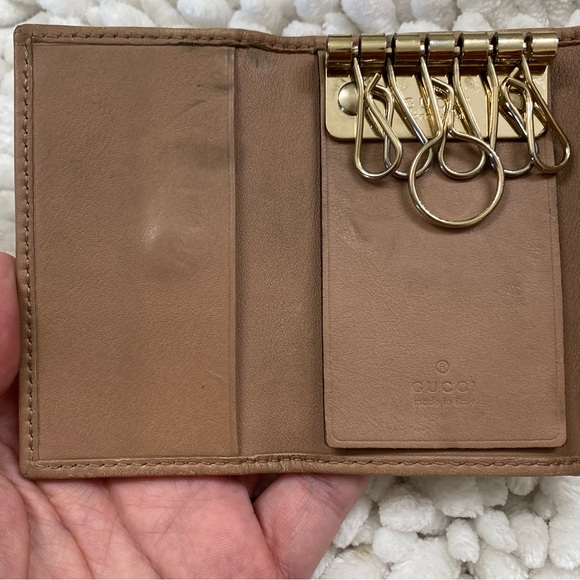 Gucci Diamante Heart Key Holder - Picture 6 of 14